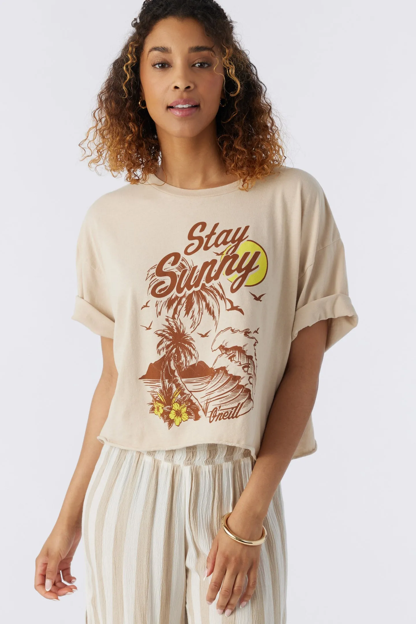 STAY SUNNY TEE