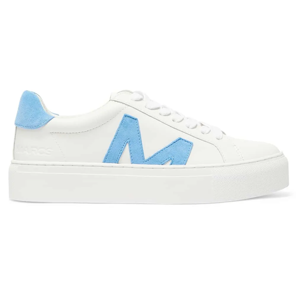 Trio Sneaker in White And Blue Leather